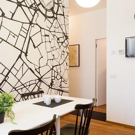 The Rent - Near Porta Romana Apartment *